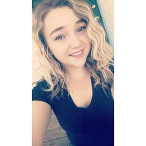 Meet your Posher, Kayla